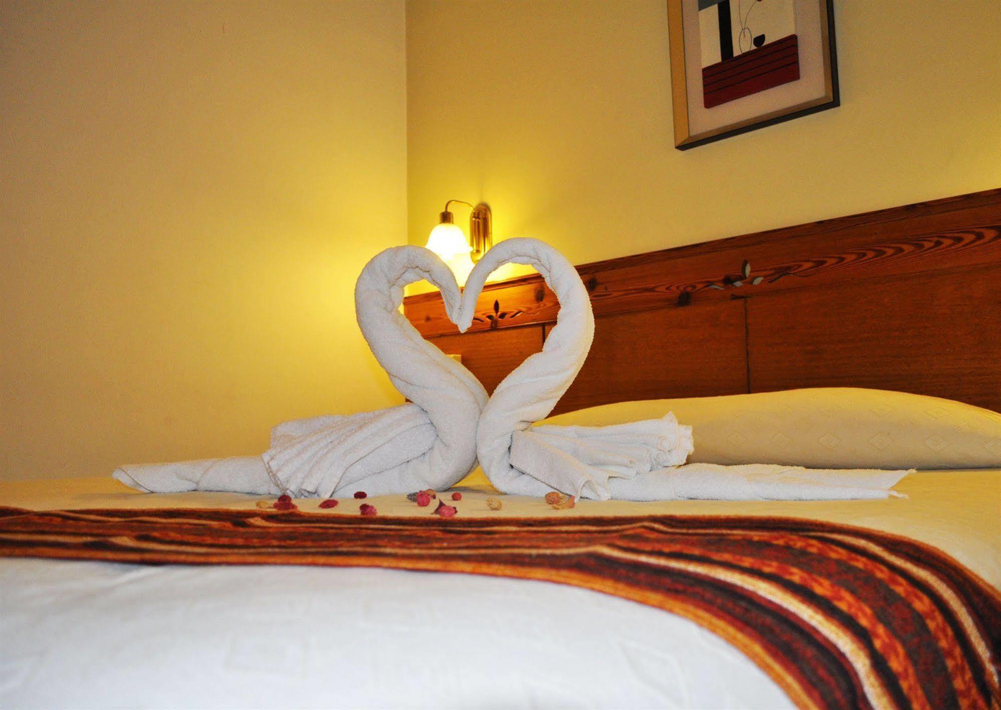 Hotel Las Maras Puerto Madryn Exteriör bild